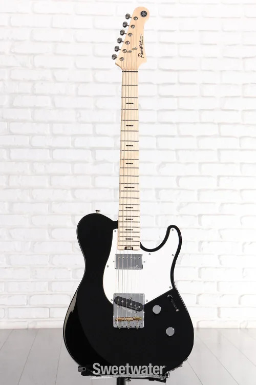 Yamaha PACS+11S Pacifica Standard Plus – Black, Maple Fingerboard