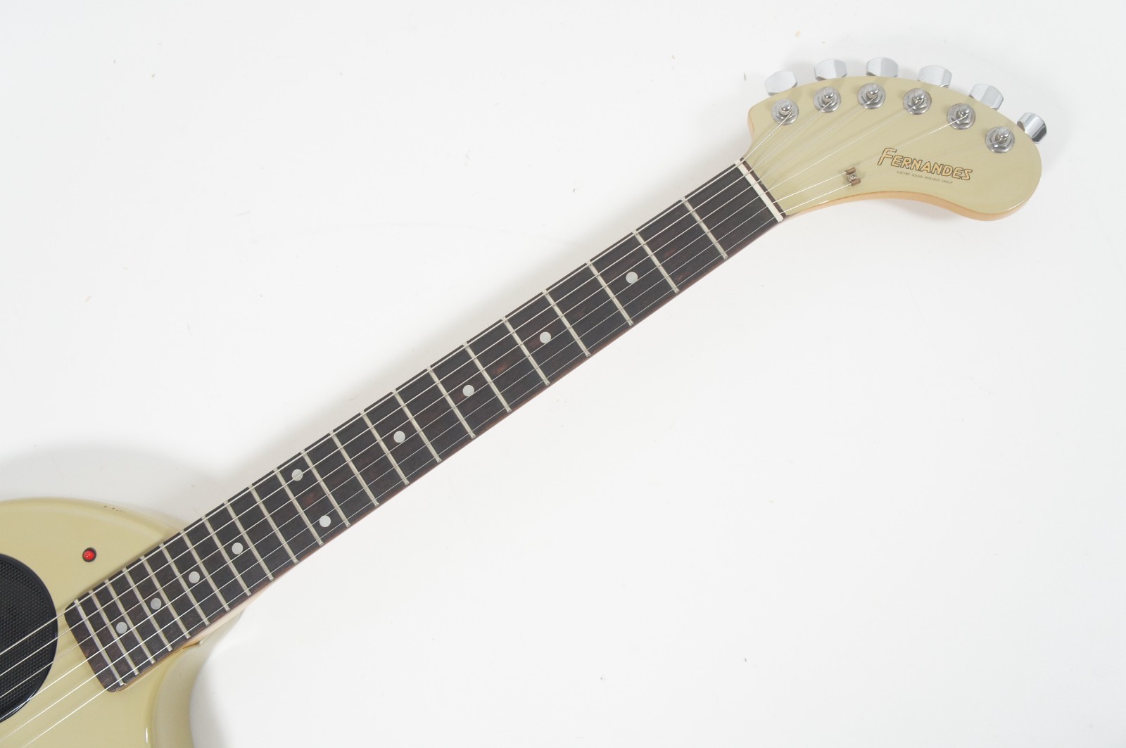Fernandes ZO-3 NOMAD Ivory Built-in Amp travel guitar Worldwide Shipment