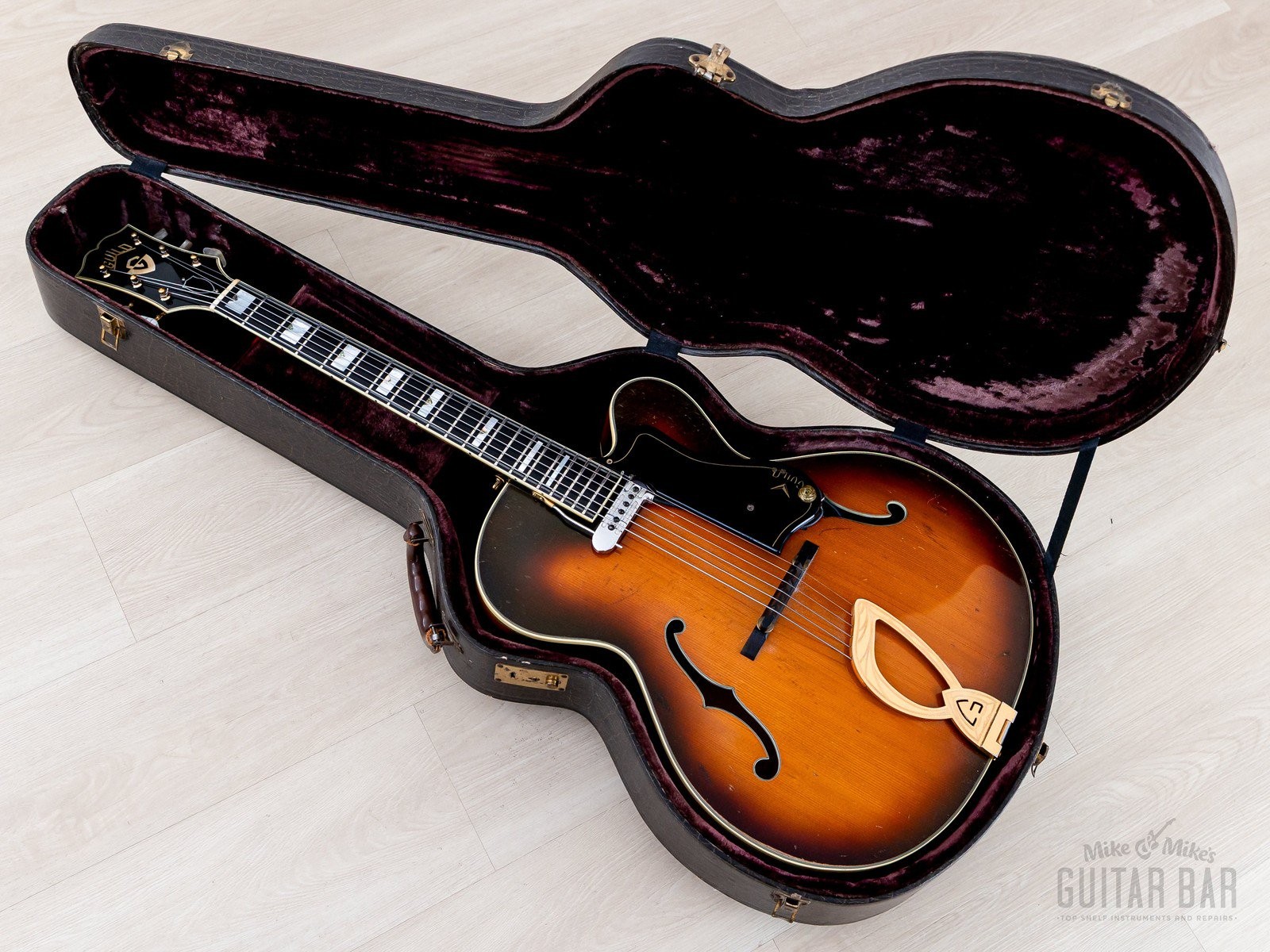 1962 Guild Stuart A-500 Sunburst Vintage Cutaway Archtop w/ DeArmond, Case