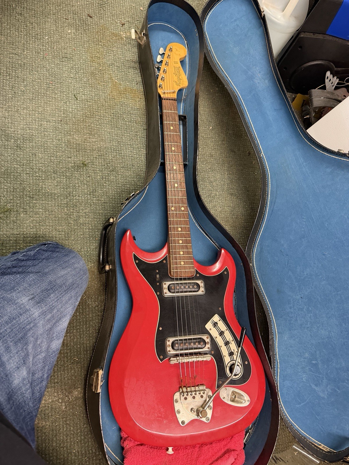 Hagstrom II Red Vintage Electric Guitar With Orginal Case