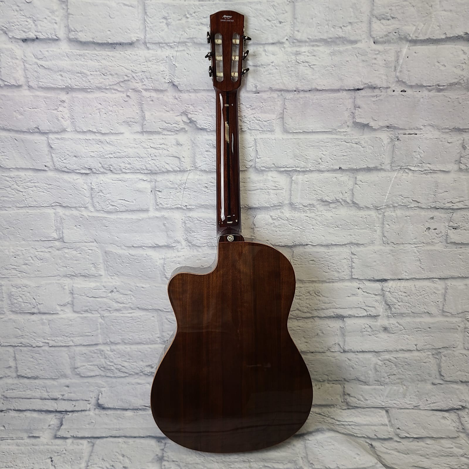 Alvarez CC7CE Cadiz Classical Guitar & Hardshell case