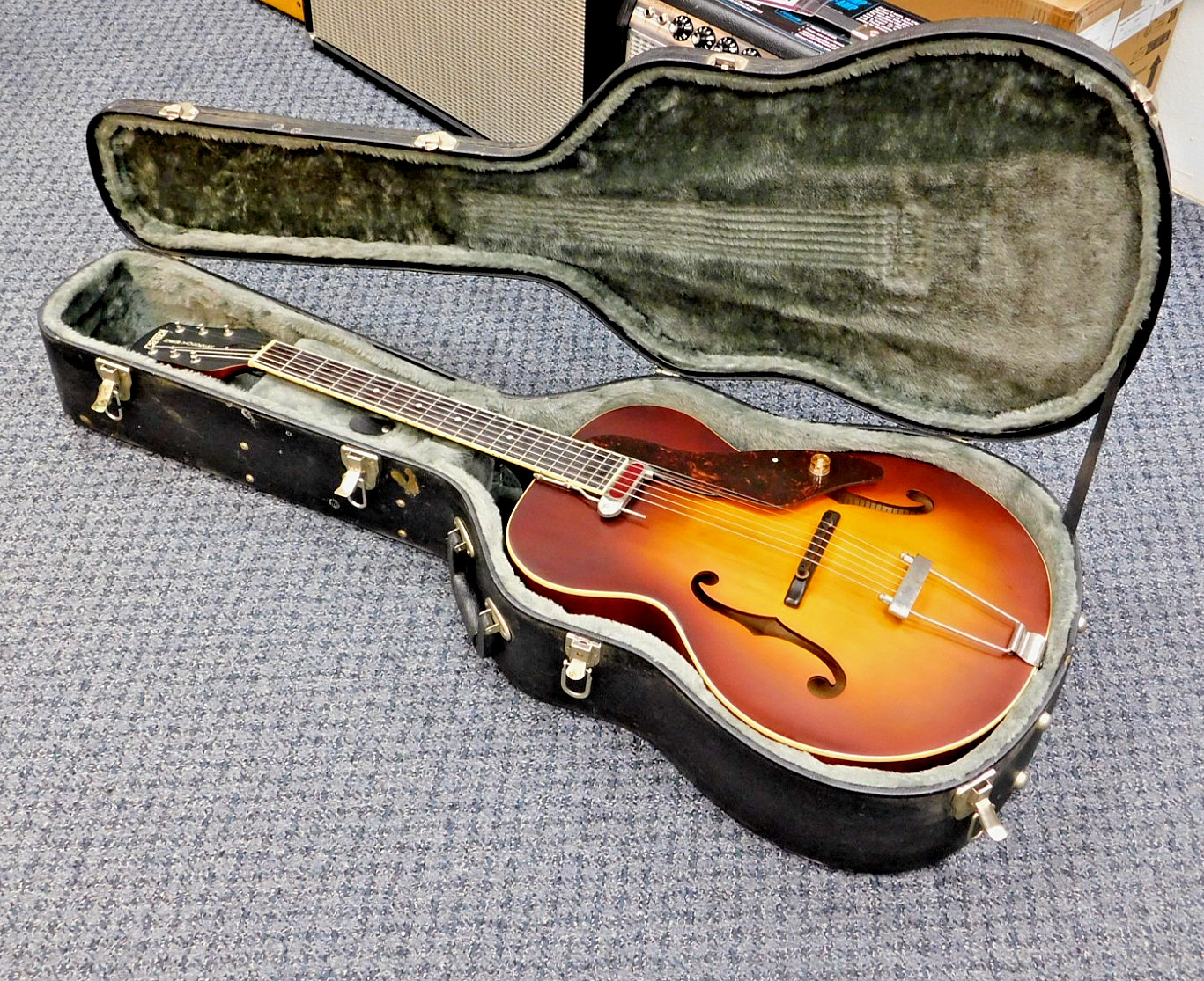 2018 Gretsch G9555 New Yorker Archtop Electric Guitar w/ Case! DeArmond Pickup!