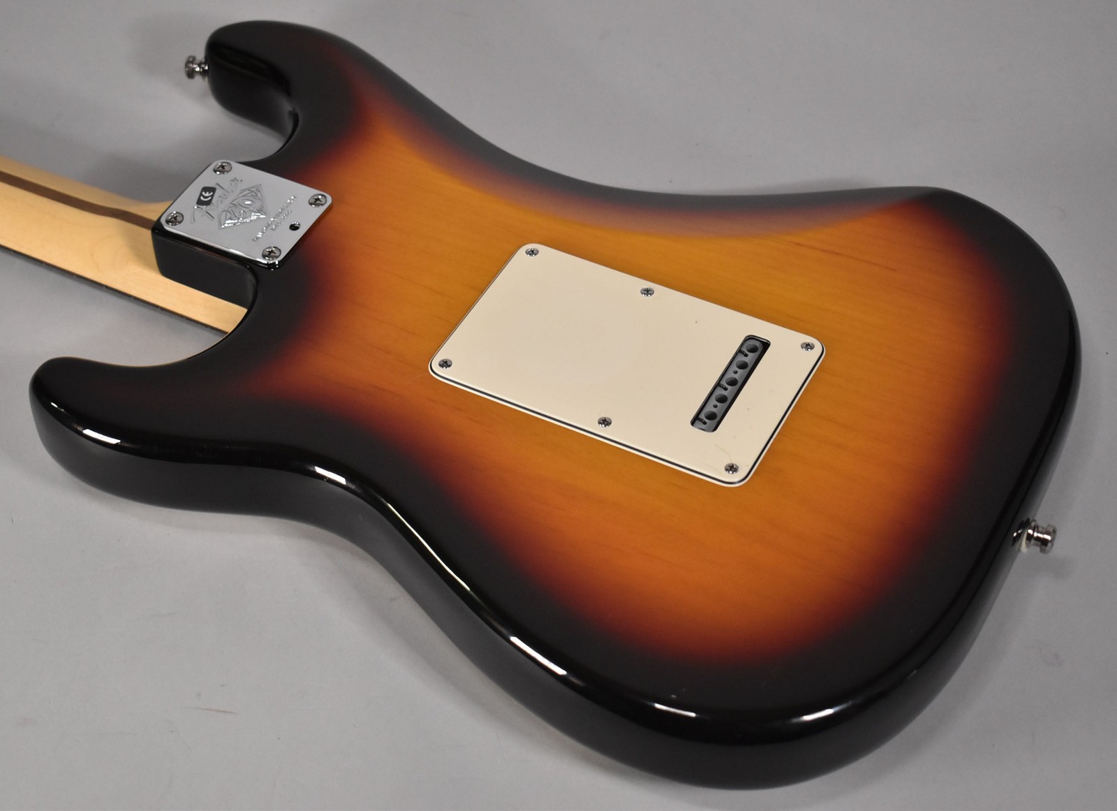 2006 Fender 60th Anniversary American Stratocaster Sunburst w/HSC