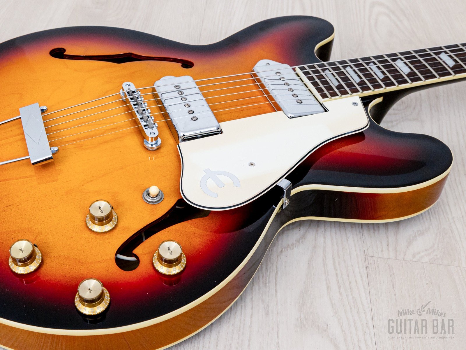 1997 Epiphone Casino Hollowbody Guitar Sunburst w/ Case, Peerless