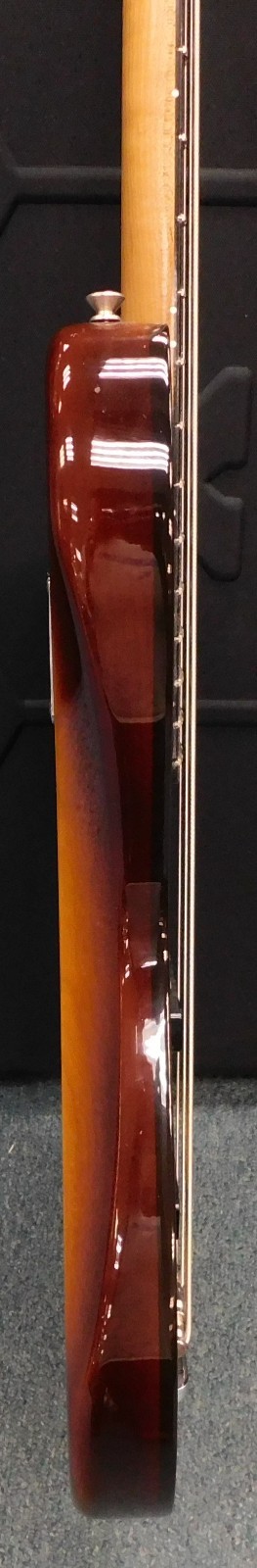 Fender Limited Edition Suona Jazz Bass Thinline – Ebony Fingerboard Violin Burst