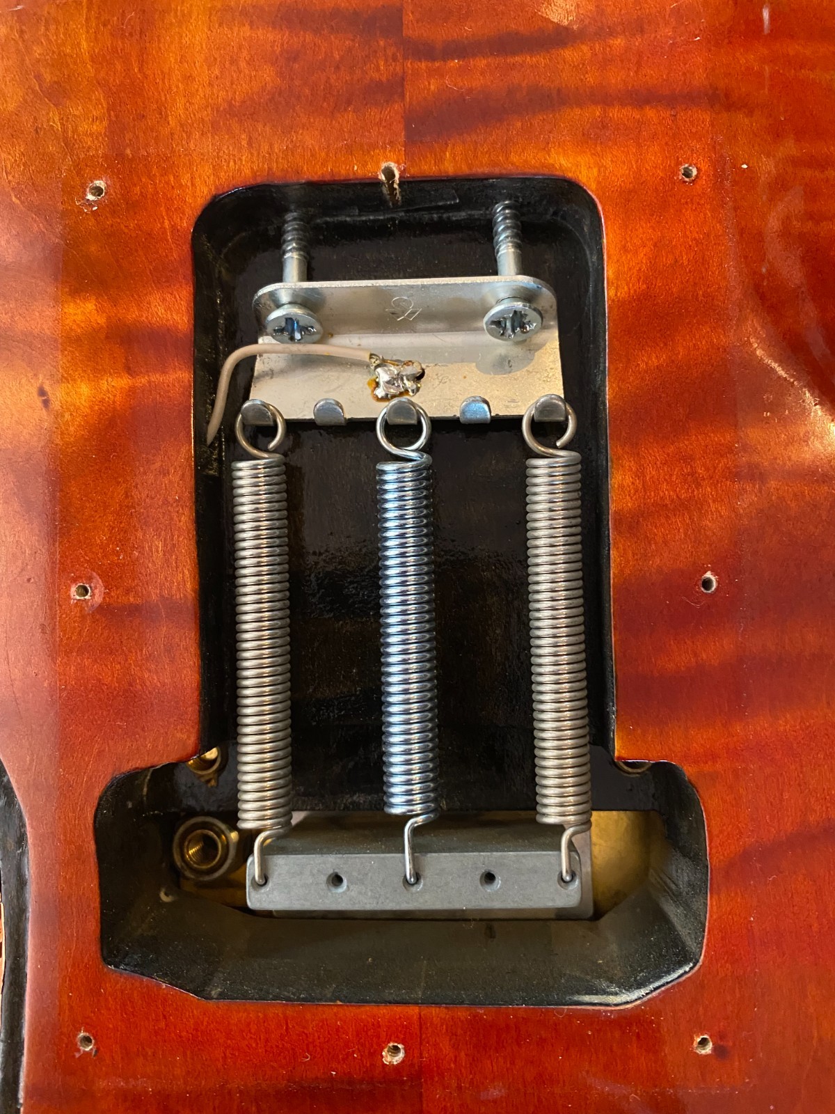 Handmade Electric Guitar. Custom Build Eagle 2 – Sunburst Nitro Finish