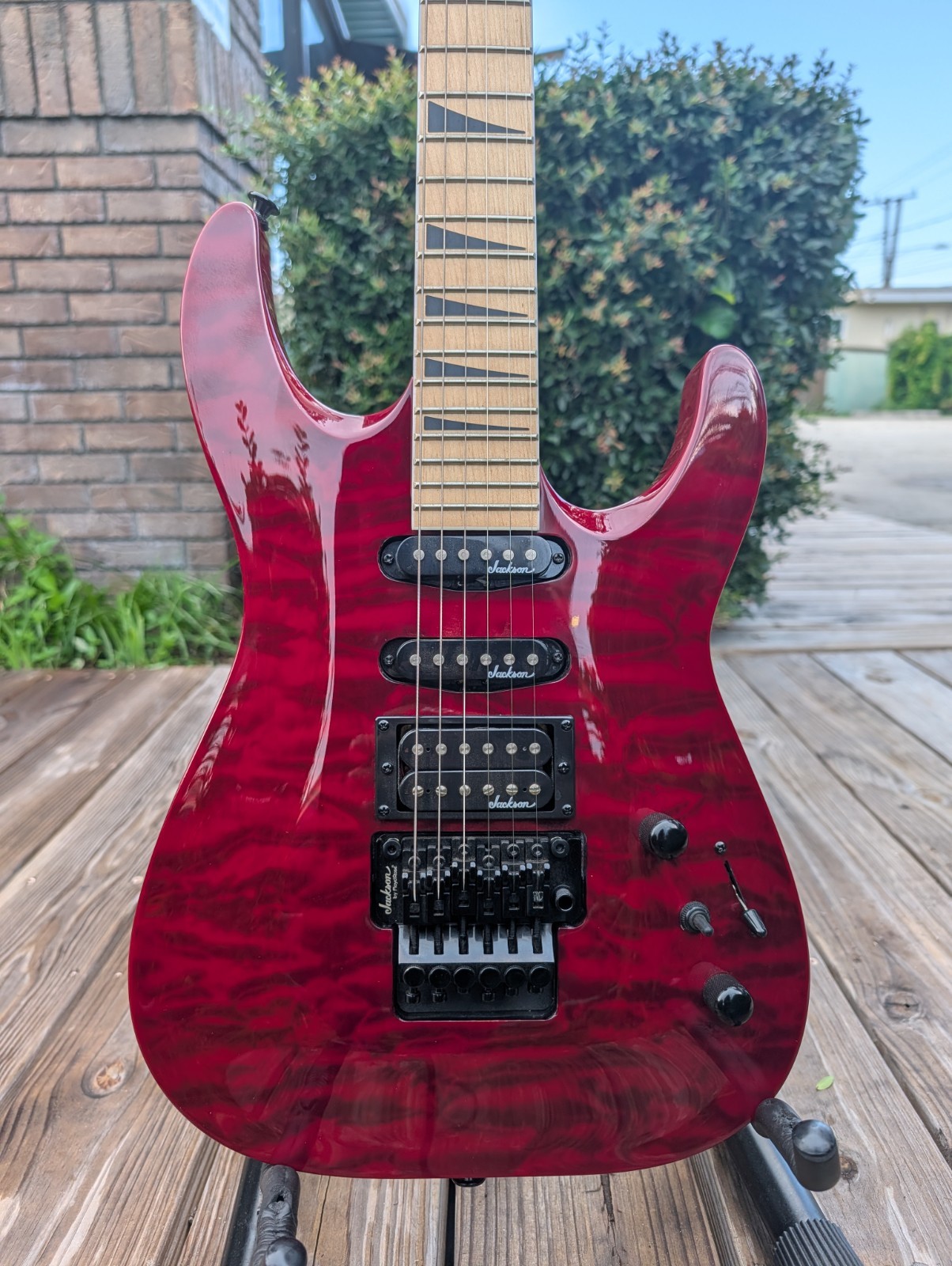 Jackson JS34Q Dinky DKAM Transparent Red