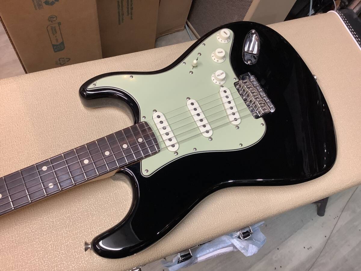 Fender Custom Shop 1960s Stratocaster NOS AA Flame Maple Black USA 2022