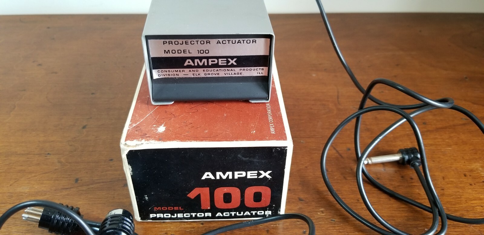 Ampex 100 Projector Actuator works Ampex 2000 series reel-to-reel Kodak carousel