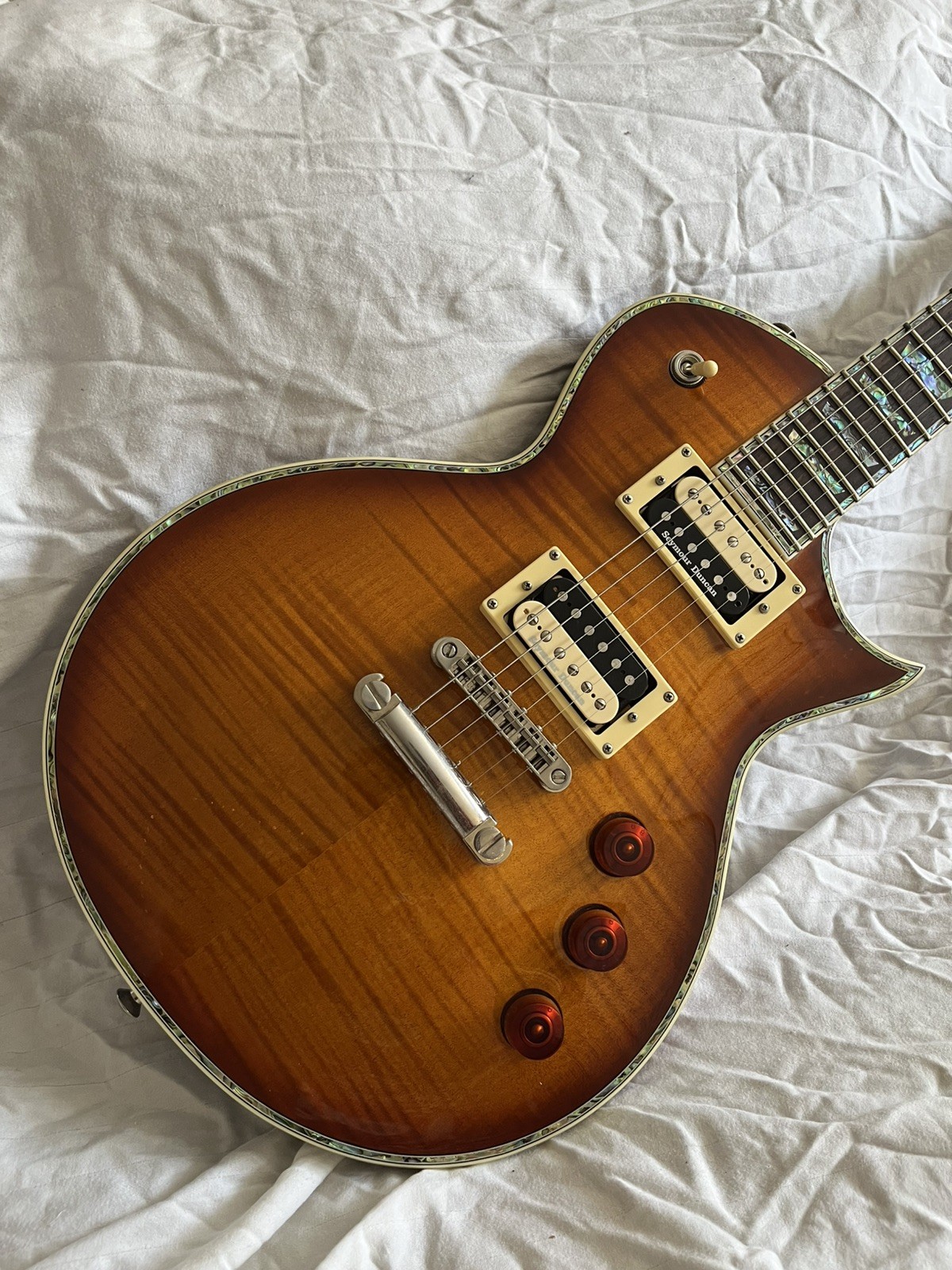 ESP LTD EC-1000 Deluxe Amber Sunburst Flame Seymour Duncans, Hard Case