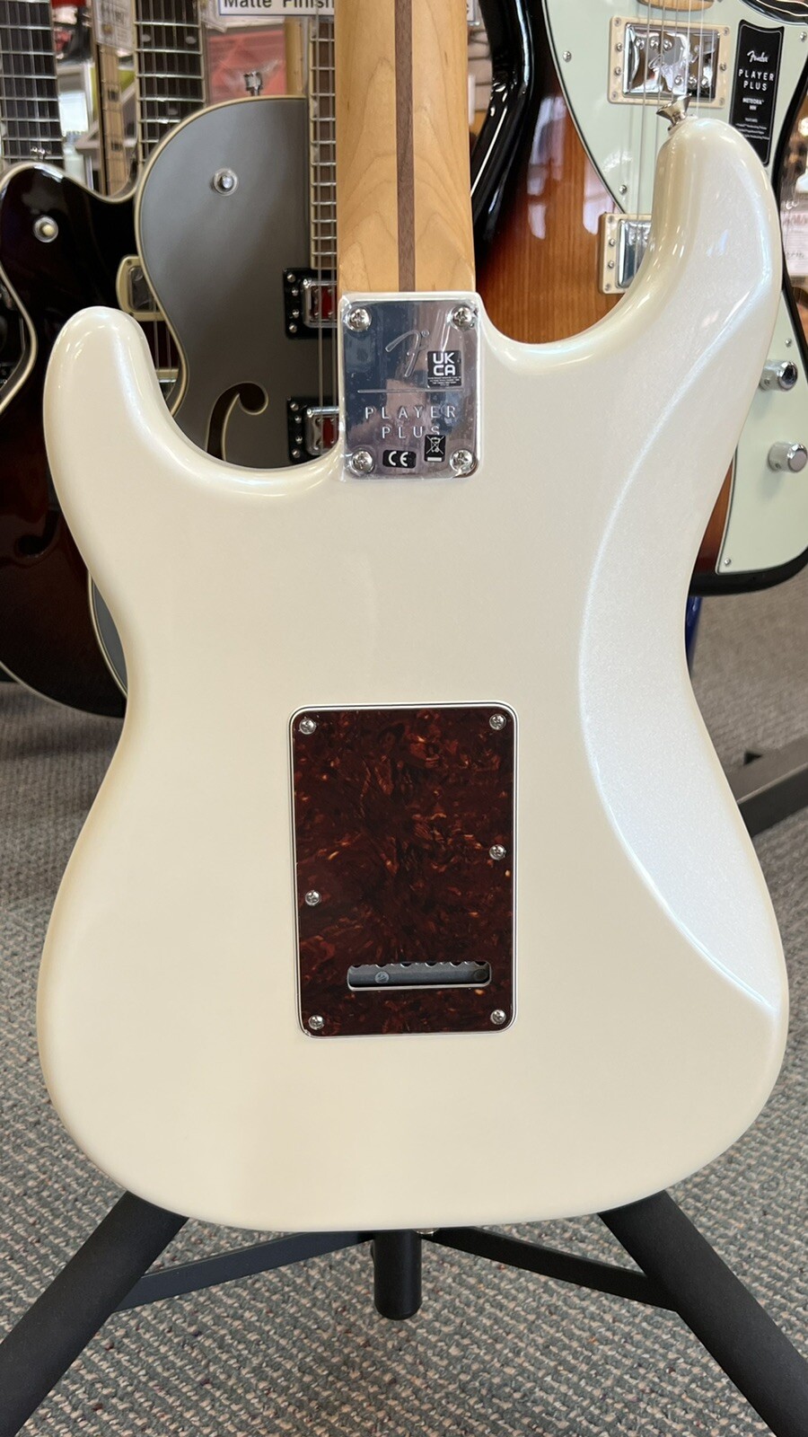 FENDER PLAYER PLUS STRATOCASTER