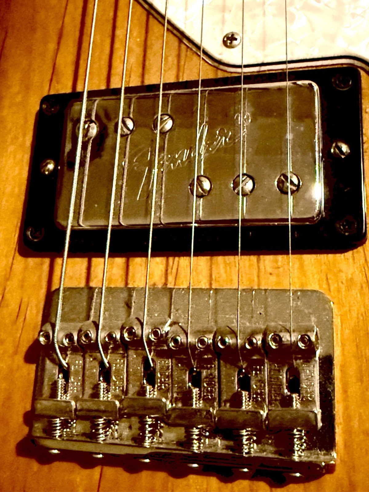 Fender Pawn Shop 70s Stratocaster Deluxe Sunburst Guitar