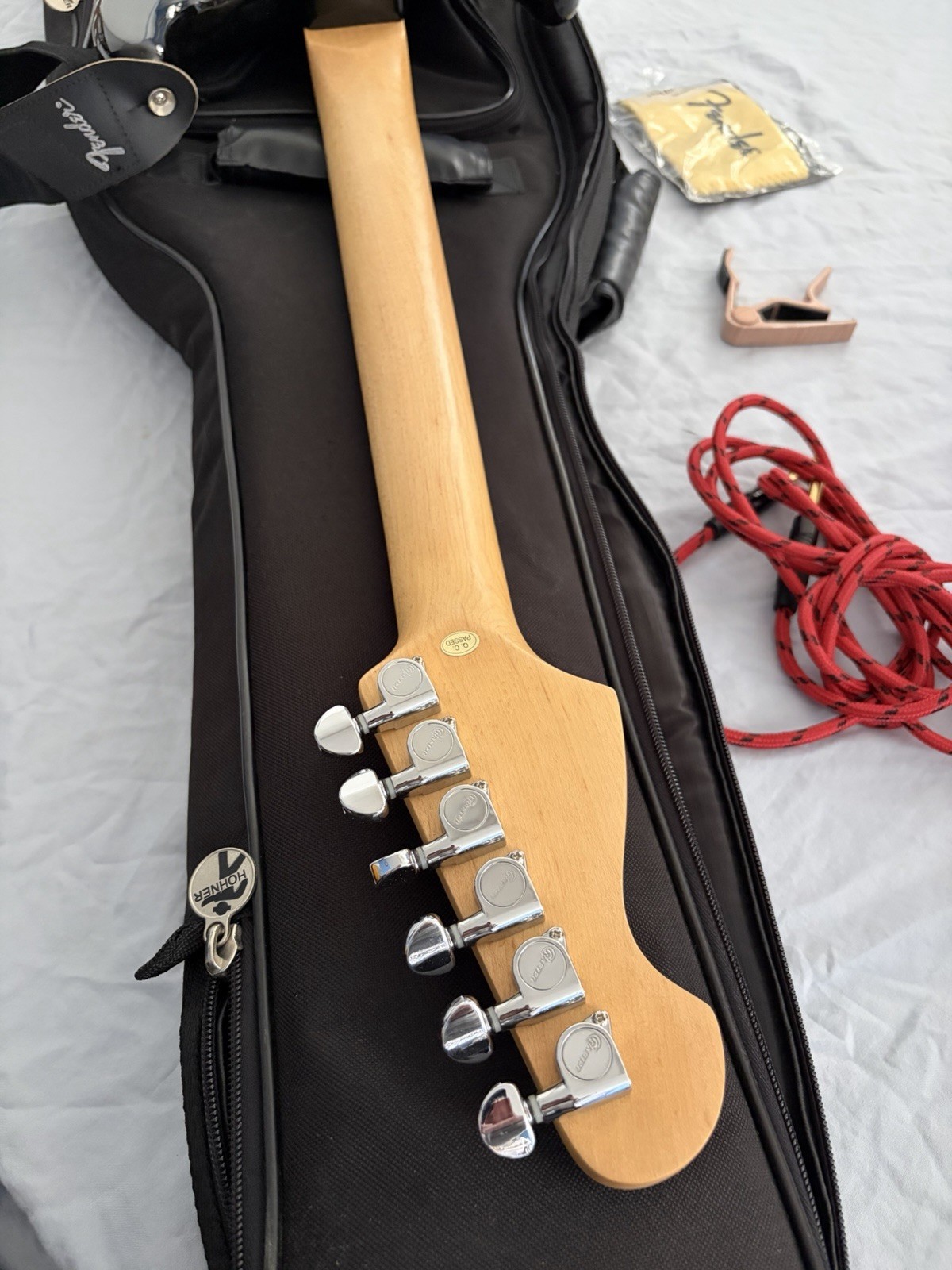 Ashland by Crafter Black & MOP Strat Style Electric Guitar UNUSED in Case & More