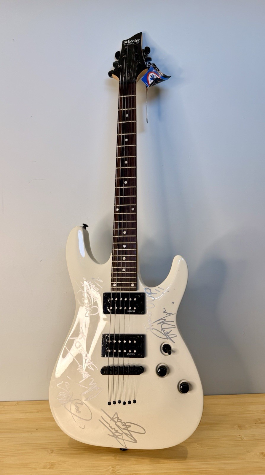 White Schecter Diamond Series Omen-6 Guitar Unknown Signatures
