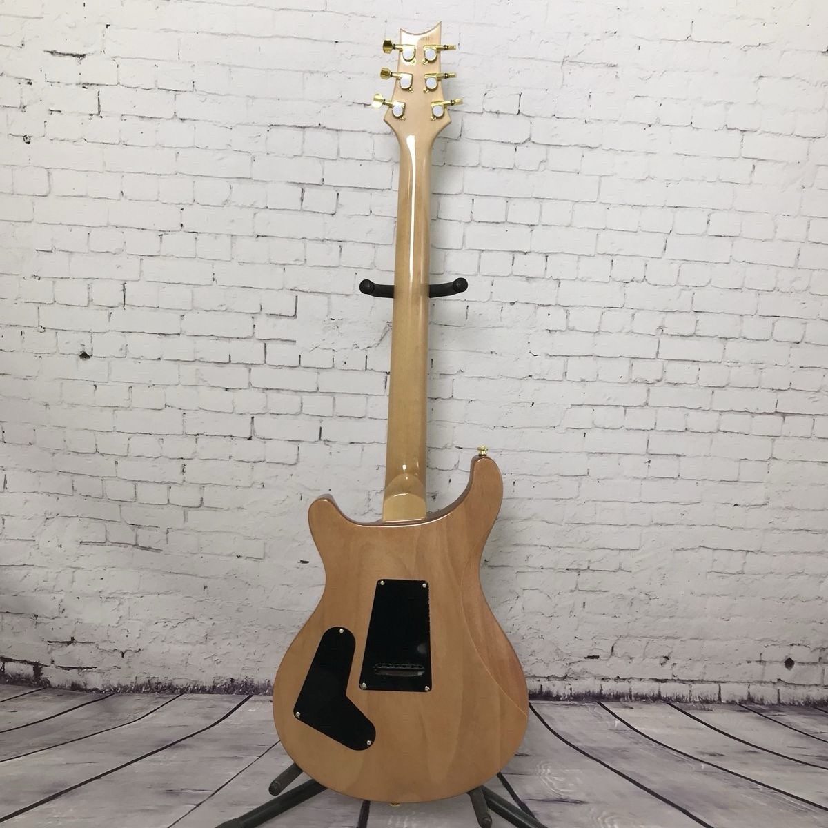 Electric Guitar-Mahogany Body Maple Fretboard 6-String H-H Pickups Freakin Beaut