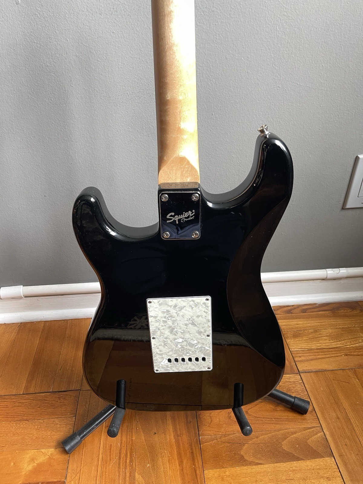 SQUIER SE Special Strat Electric Guitar Black Full Size Body Vintage CXS Squire
