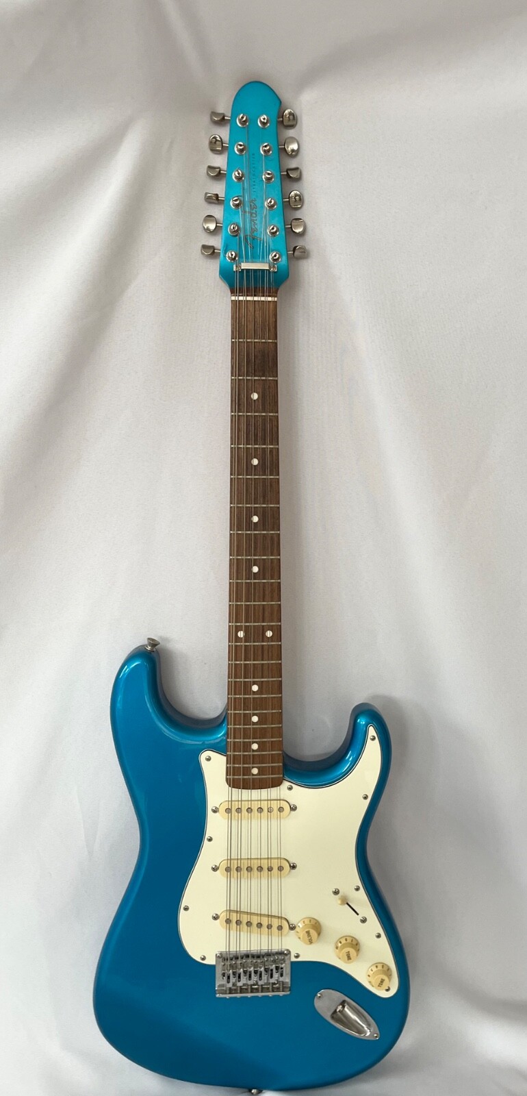 2004 Fender Stratocaster XII ST-12 12 String Electric Guitar w Case & Stand