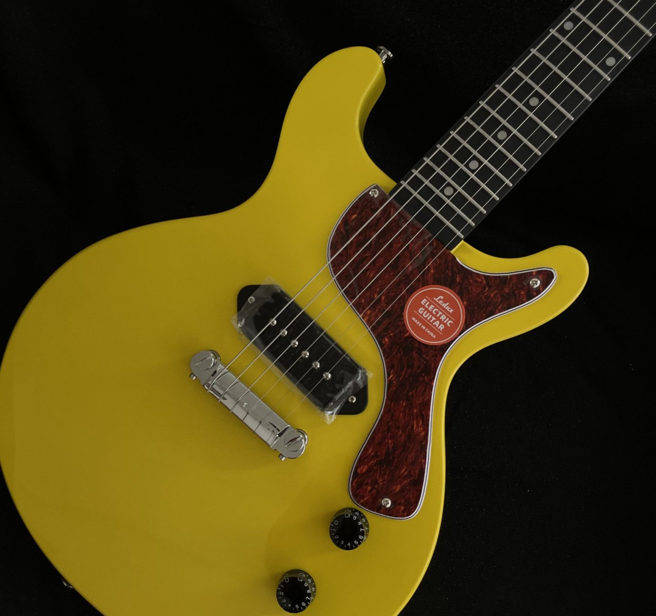 Electric Guitar Solid Body P90 Pickup Junior Yellow stainless Rounded fret Edge