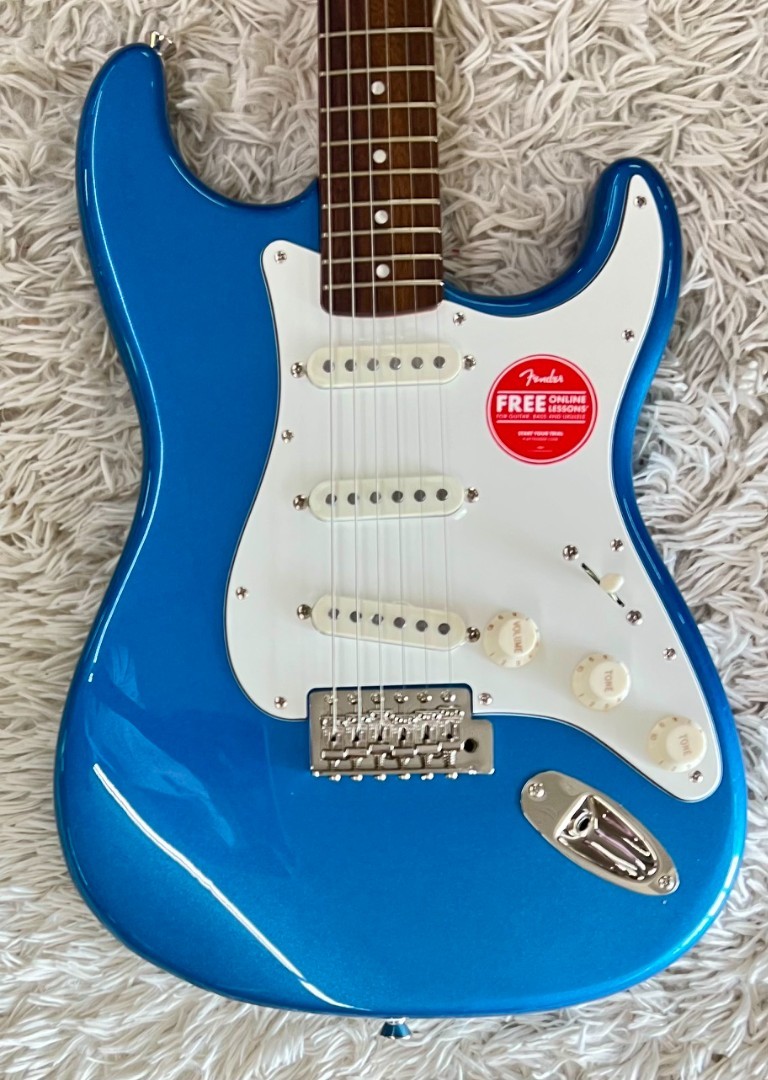 Squier by Fender Classic Vibe 60s Stratocaster, Laurel Board, Lake Placid Blue