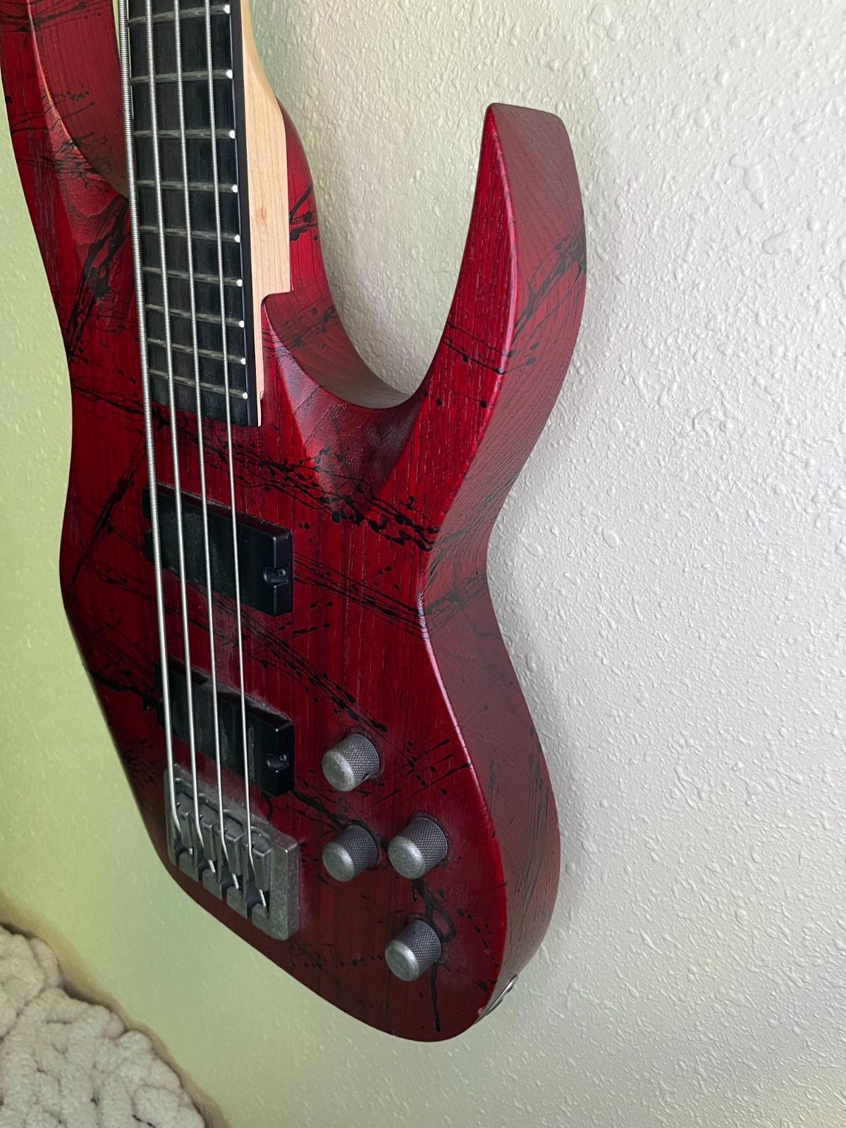 Solar Guitars A2.4 2023 – Canibalismo Electric Bass Guitar