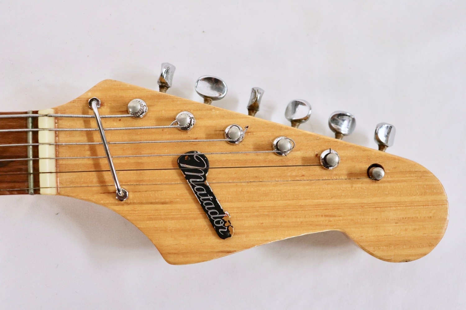Vintage 1960s Matador Sunburst Electric Guitar – MIJ Teisco/Kawai-Era – Working