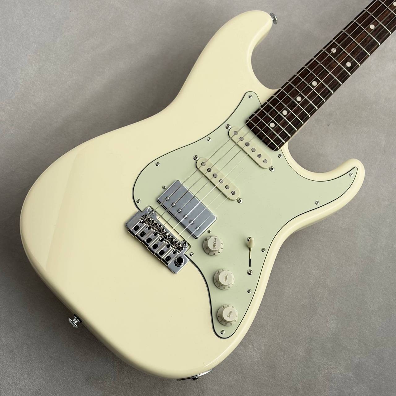 Black Smoker SIGMA SSH Vintage White Electric Guitar Used 3.61kg