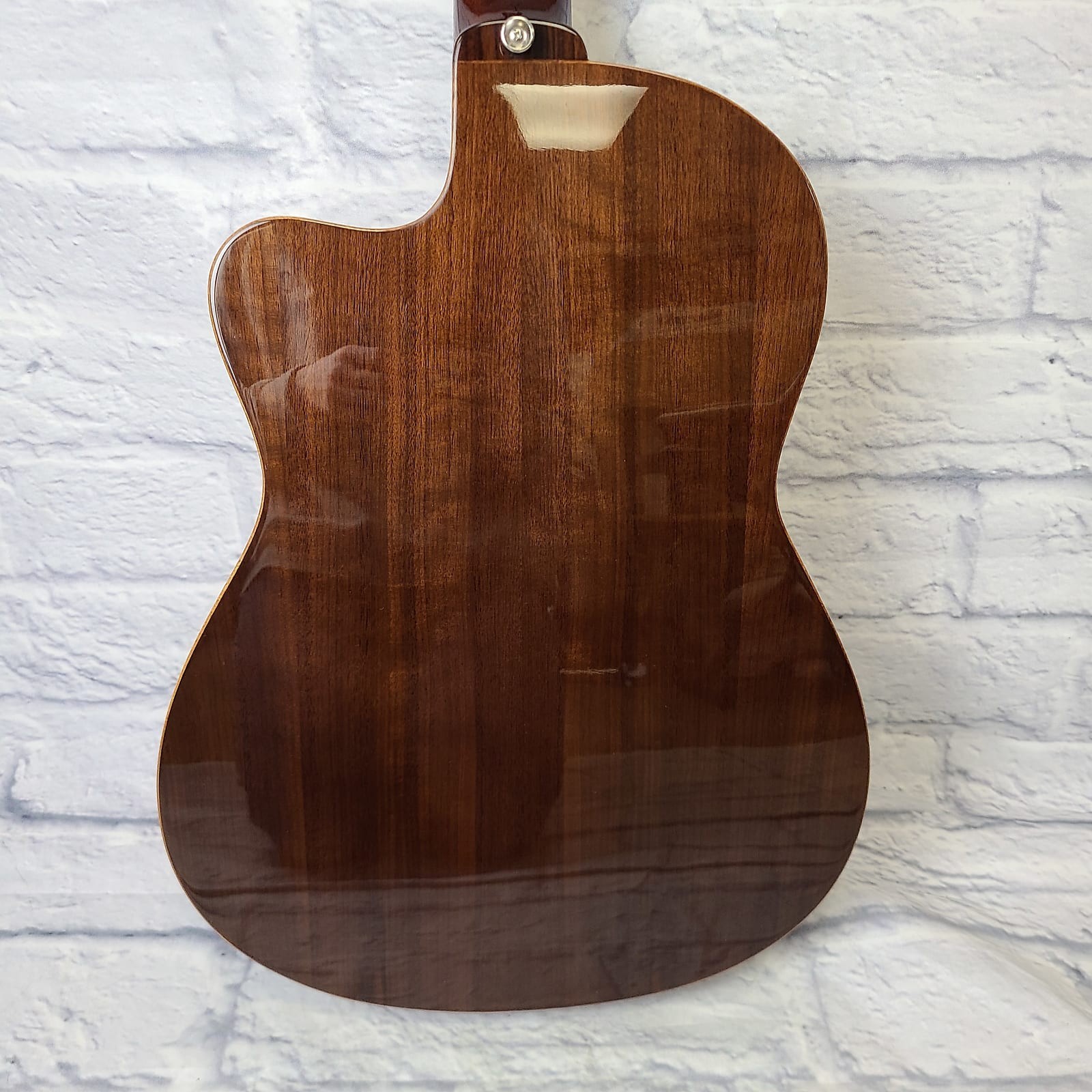 Alvarez CC7CE Cadiz Classical Guitar & Hardshell case