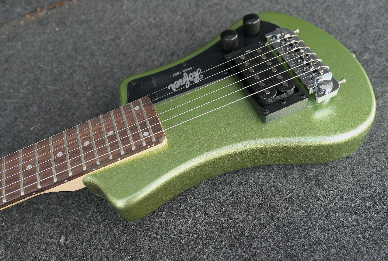 HOFNER CONTEMPORY HCT-SH-GR SHORTY TRAVEL Electric Guitar GREEN & Gig Bag