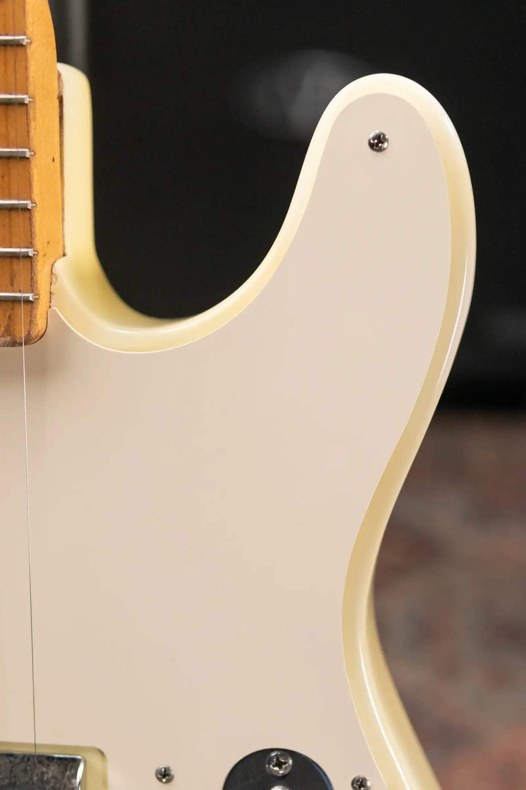 Fender 1956 Esquire Electric Guitar – Refinished Yellow with Hardshell Case – Us