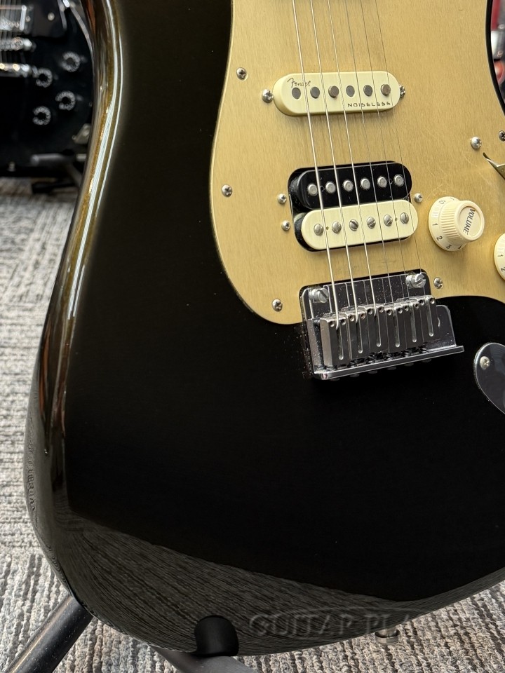Fender American Ultra Stratocaster HSS -Texas Tea Maple- 2019 model, 3.75kg