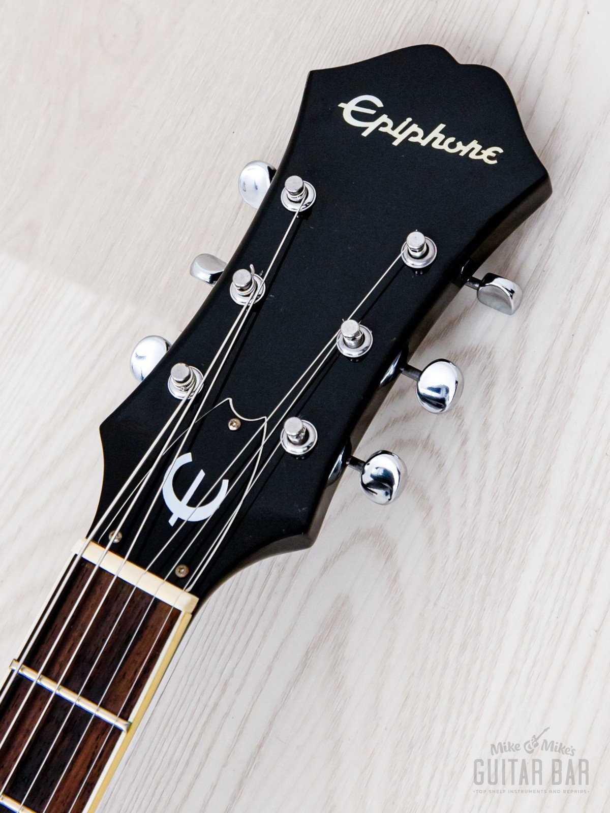 1997 Epiphone Casino Hollowbody Guitar Sunburst w/ Case, Peerless