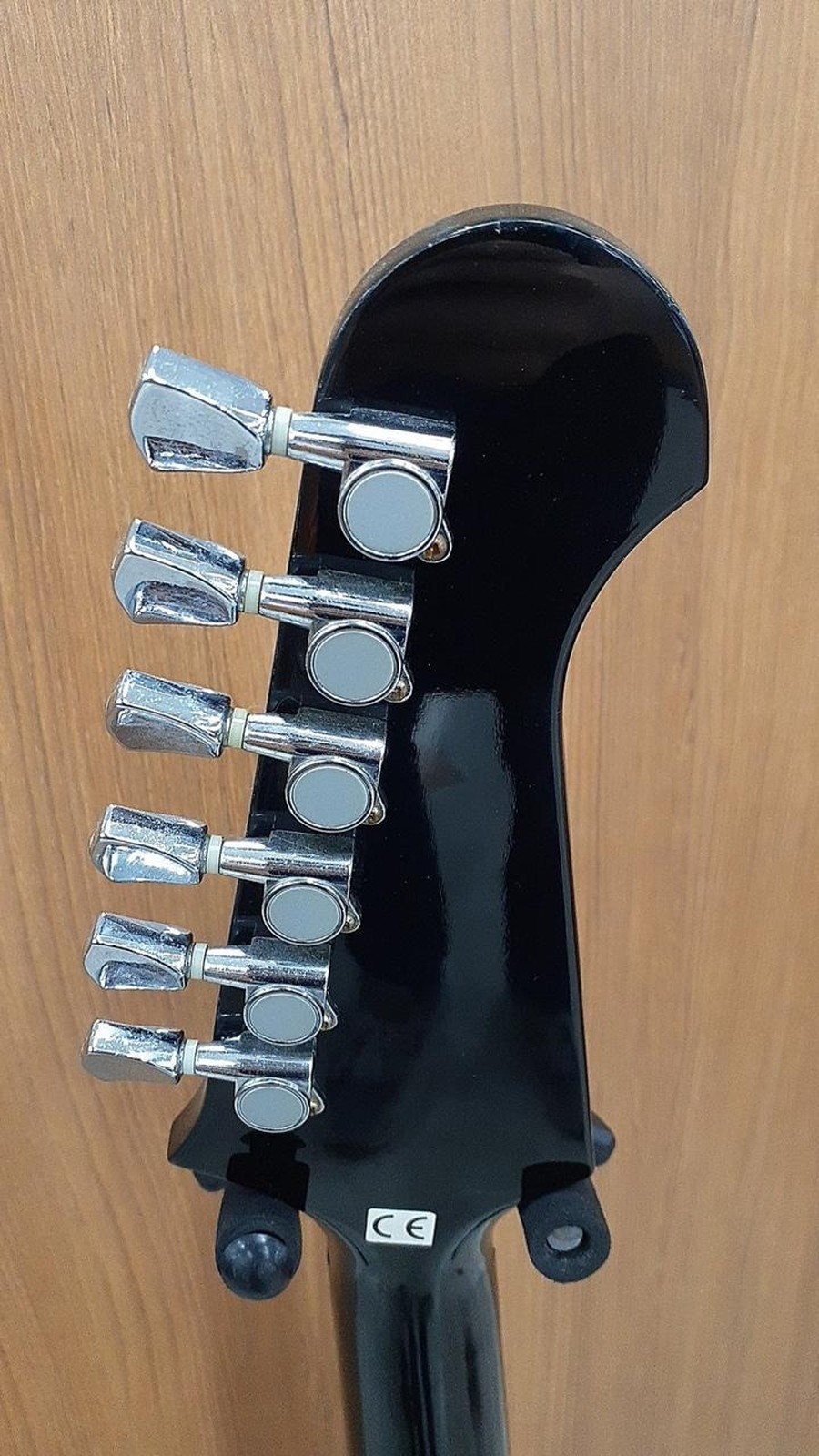 EPIPHONE FIREBIRD Used Mahogany neck Laurel fingerboard Sunburst w/Soft case