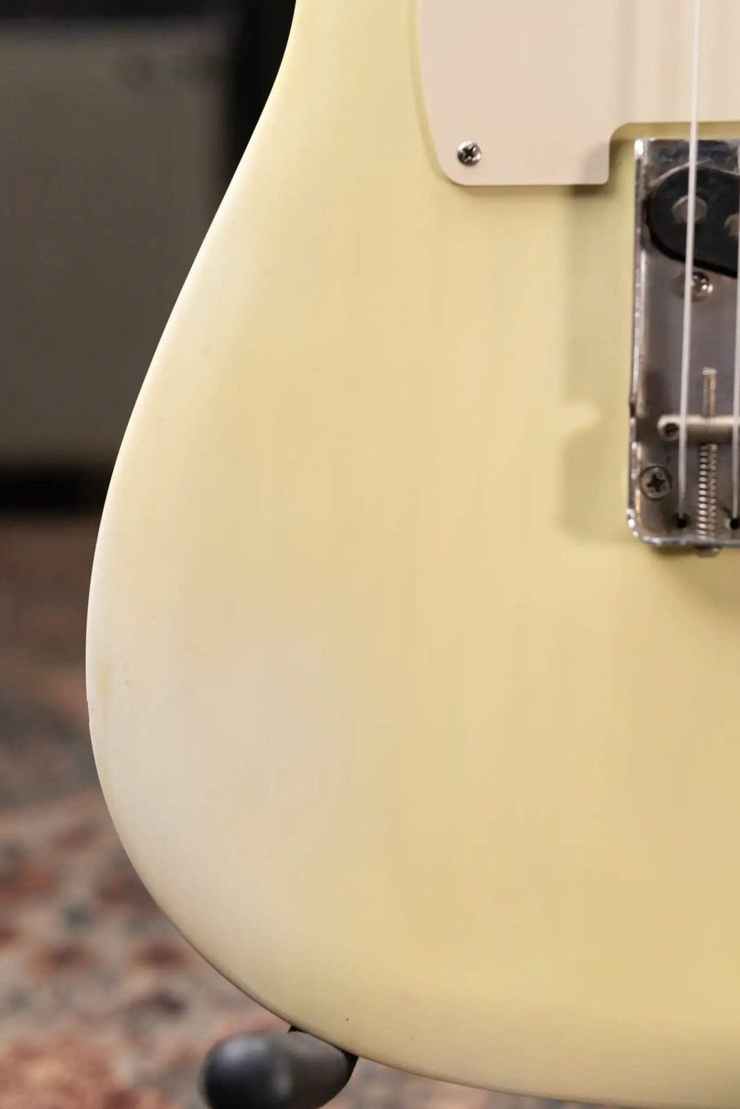 Fender 1956 Esquire Electric Guitar – Refinished Yellow with Hardshell Case – Us