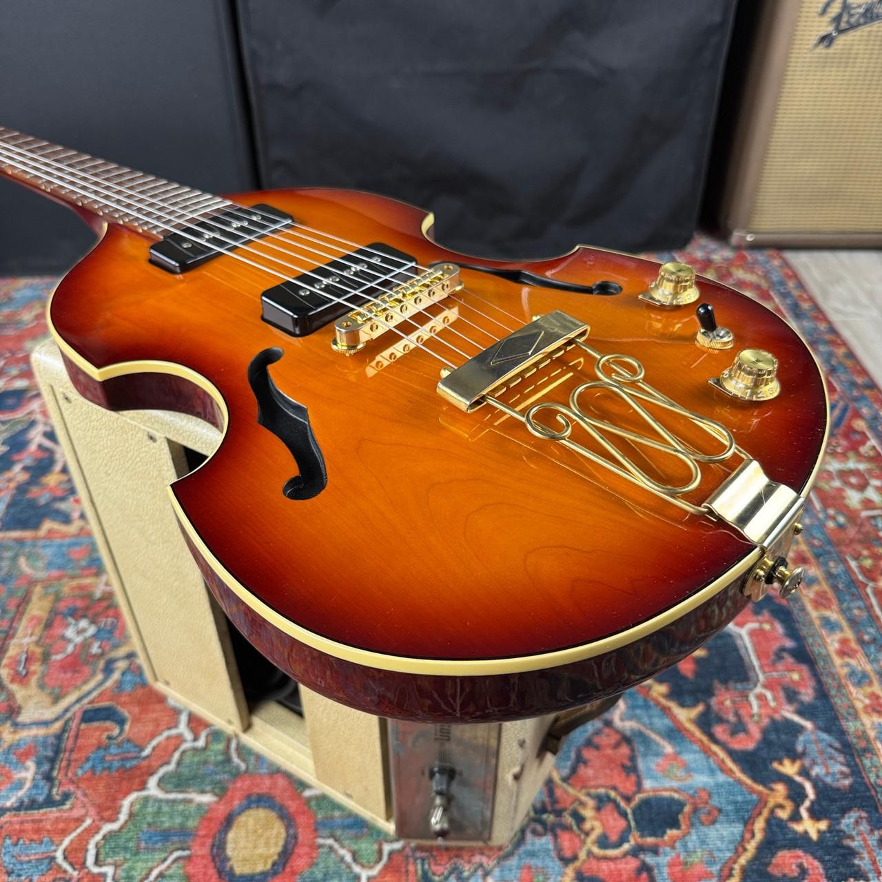 Yamaha VG STD Violin Guitar Aska Artist Model with P-90’s – 1998