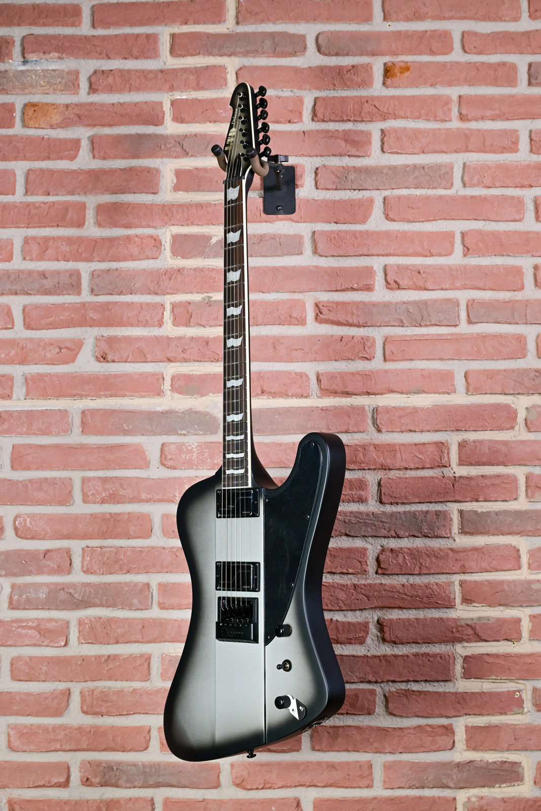 ESP LTD Phoenix-1000 Evertune Silver Sunburst Satin Electric Guitar