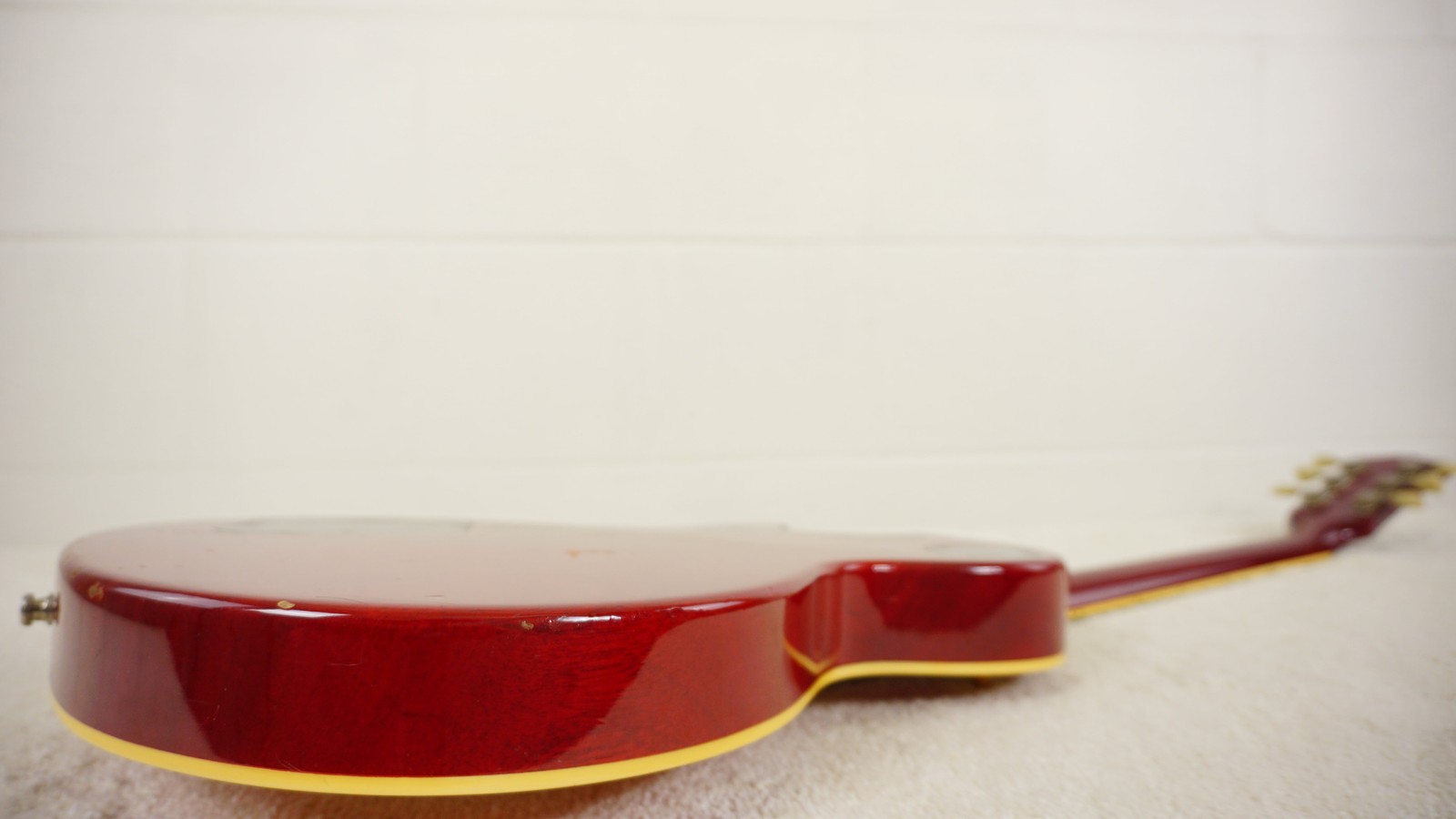 Tokai Love Rock LS-70 1994 – Quilted Top Cherry Sunburst Japan