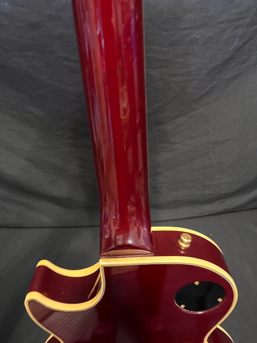 1983 Vintage Gibson Les Paul Custom in Wine Red W/Case