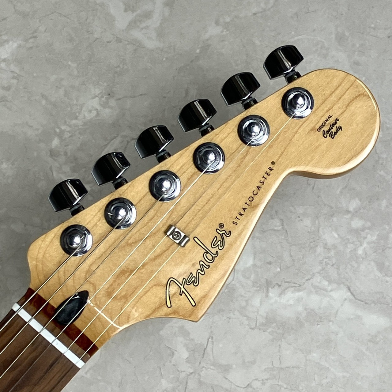 Fender Player Stratocaster Pau Ferro Fingerboard 3-Color Sunburst [Actual image]