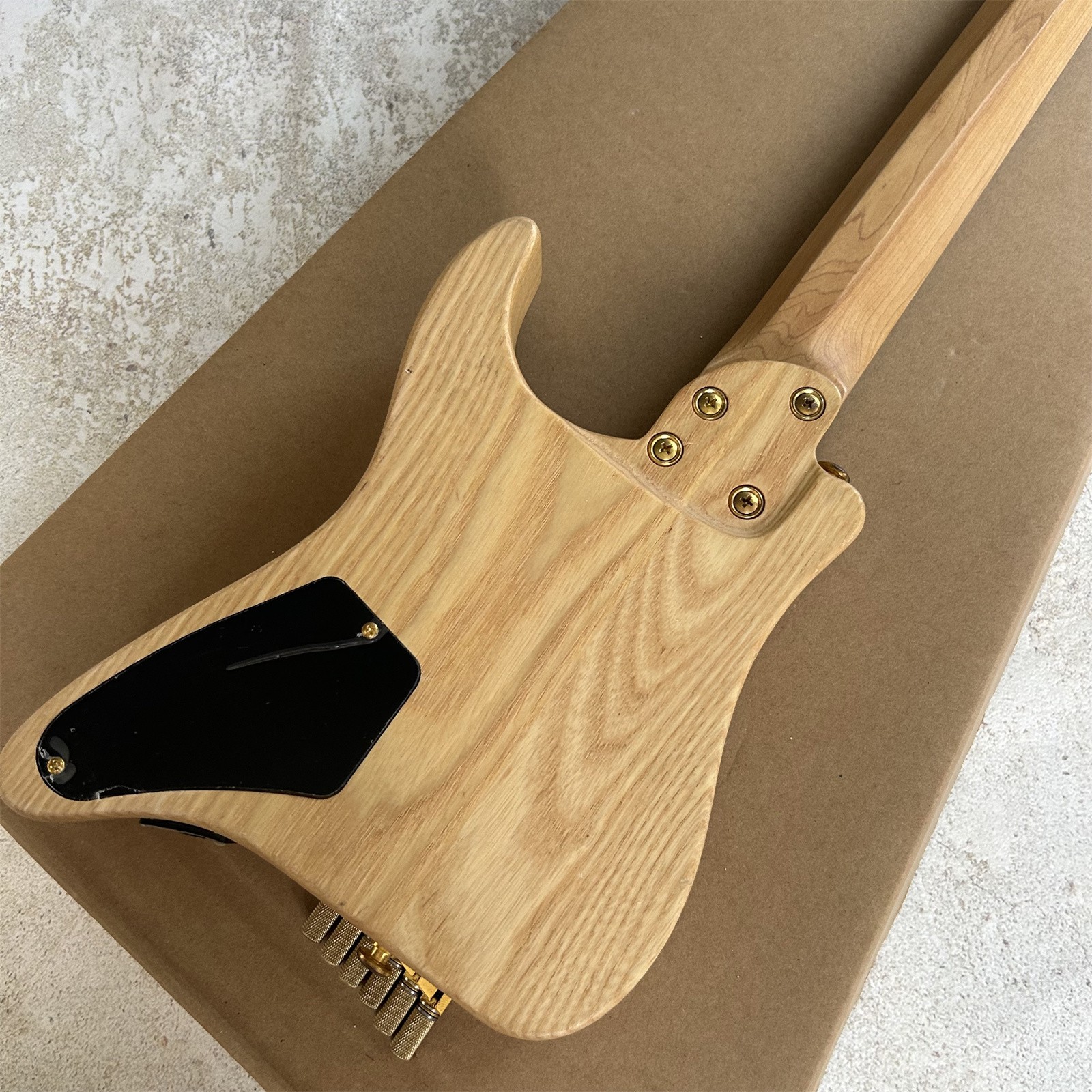 Portable Headless High End Solid Body Log Color Electric Guitar 24 Frets