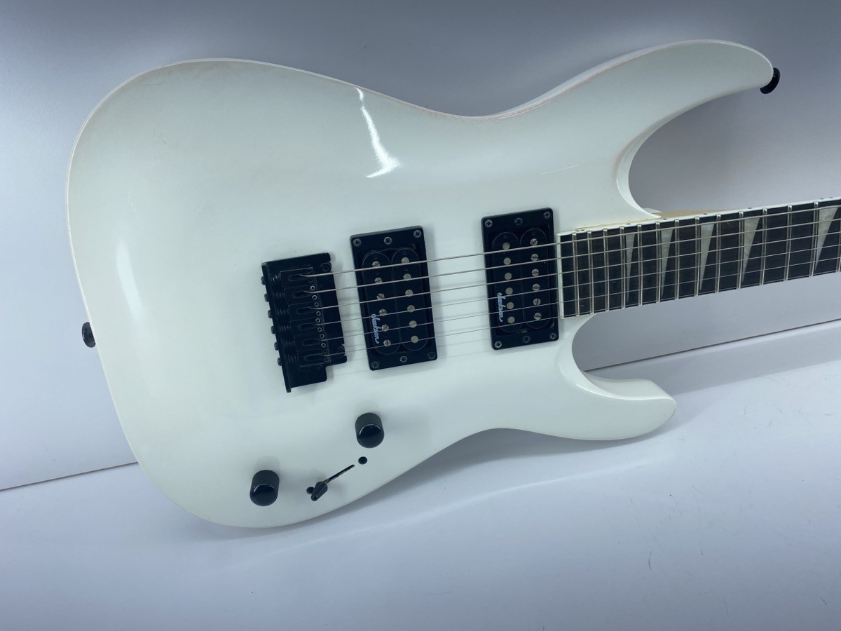 Jackson JS22 Dinky Electric Guitar – Snow White (WMP018249)