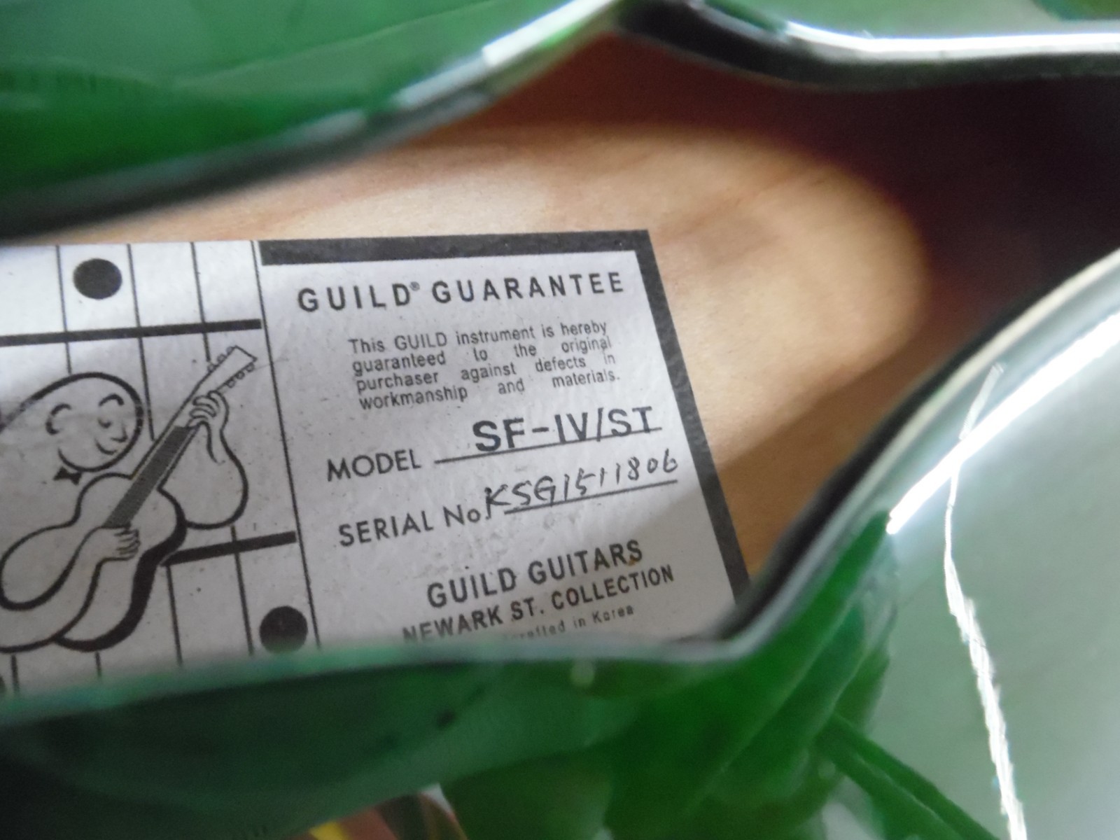 Guild Starfire IV ST Maple Semi Hollow Body Electric Guitar Emerald Green w Case