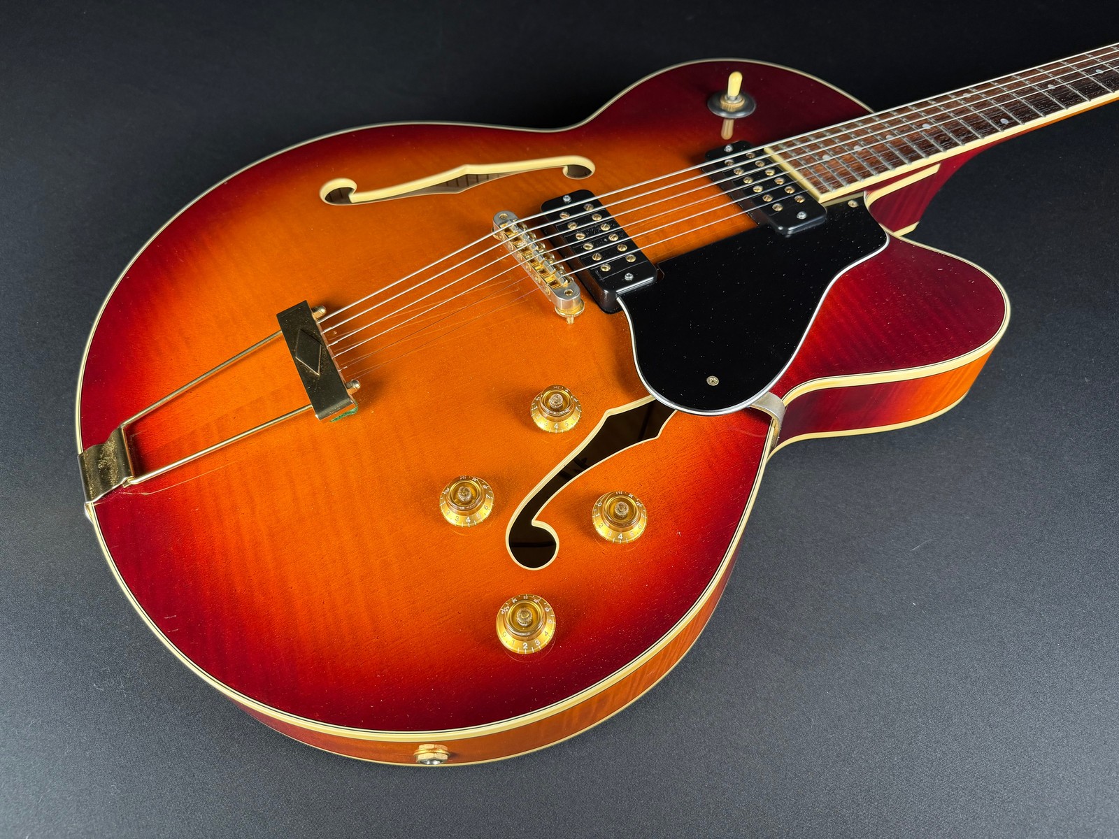 Yamaha AES 1500 Hollowbody Guitar (1994)