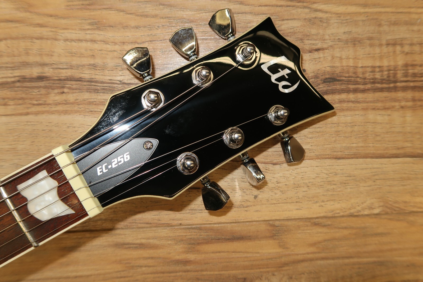 ESP LTD EC-256FM – Dark Brown Sunburst