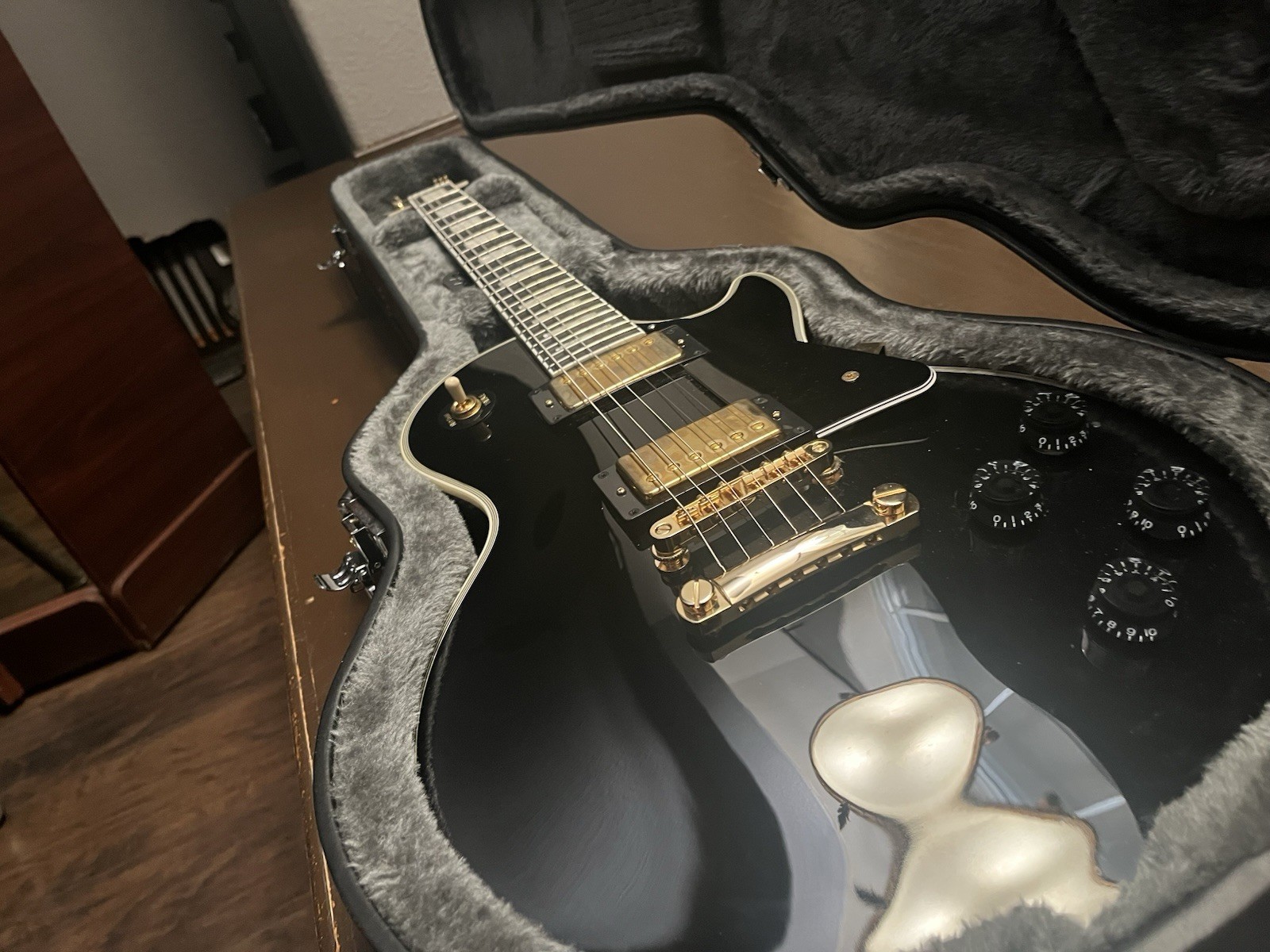 Epiphone Les Paul Custom Pro Electric Guitar Black, Ebony, Gold