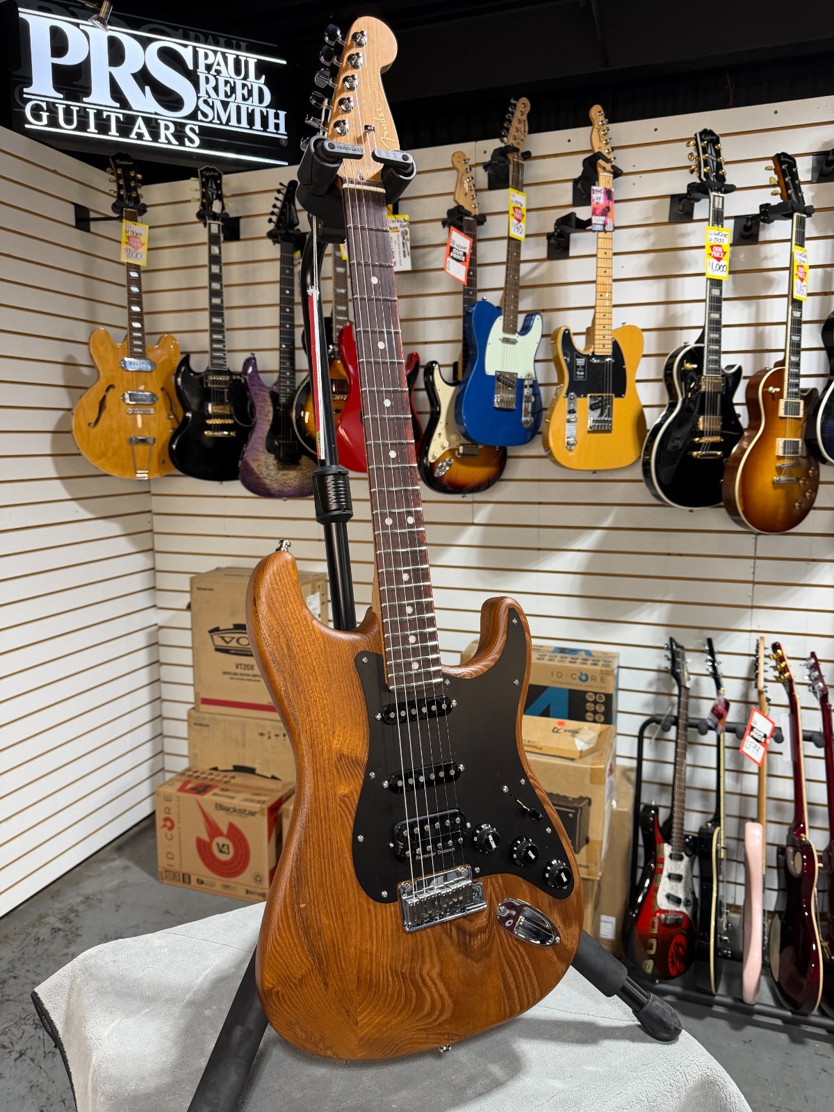 Fender Limited Edition AM Ultra II Strat HSS 2026 – Rosewood + FREE Plek #230