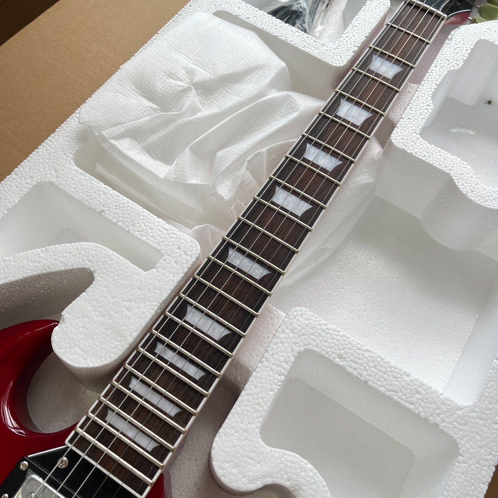Custom Red Electric Guitar Rosewood Fingerboard Mahogany Body
