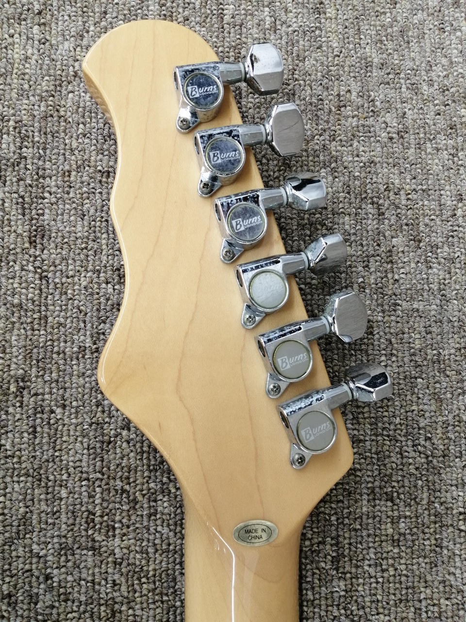 BURNS OBRA DX electric guitar