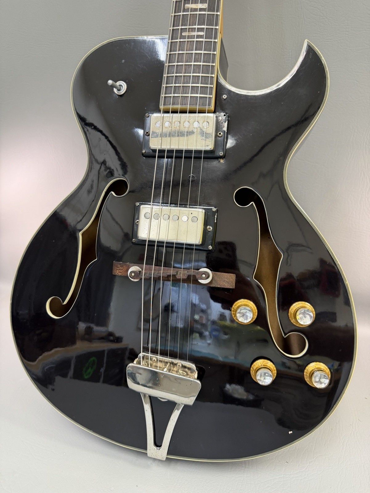Vintage Crown Semi Hollow Guitar 60’S Made in Japan by Kawai Teisco