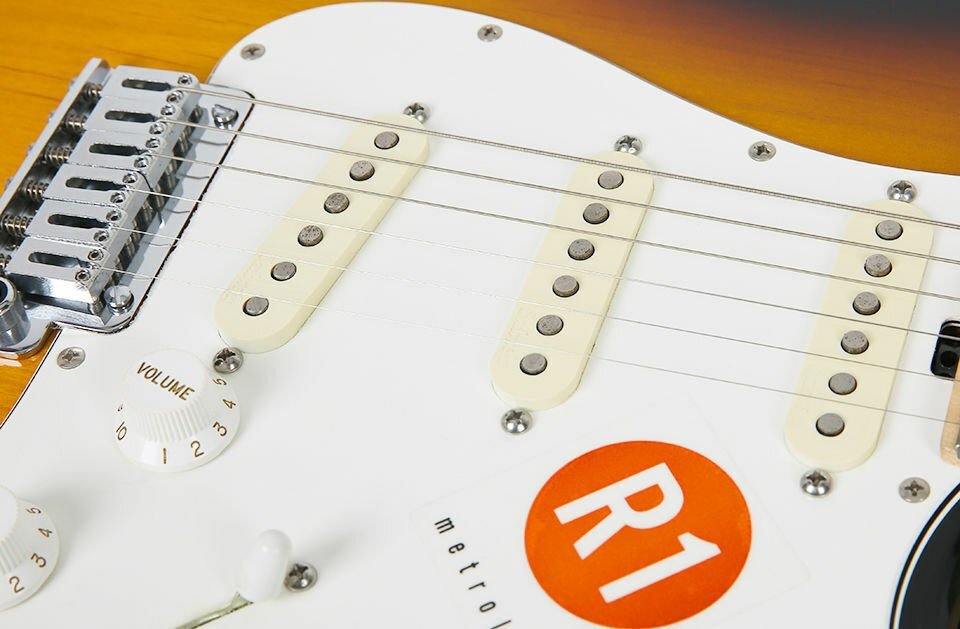 Sadowsky MetroLine R1 59B Maple Sunburst SSS Stratocaster Electric Guitar Strat