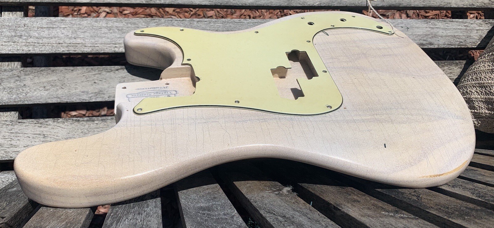 P bass Body NITRO RELIC Sherwood Green Lightweight PLACE YOUR ORDER JVGuitars